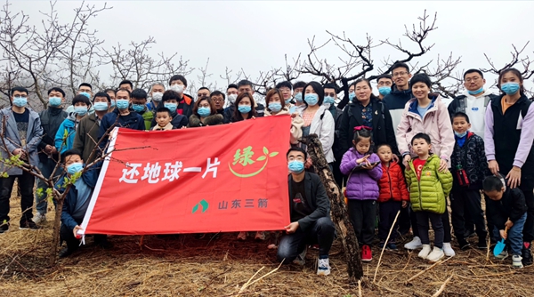 山东j9官网集团各基层党支部开展公益植树活动